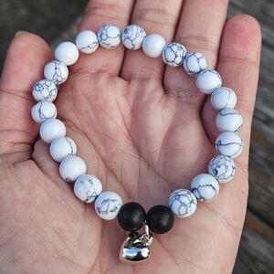 White and Black Beaded Bracelet With Silver Heart Charm